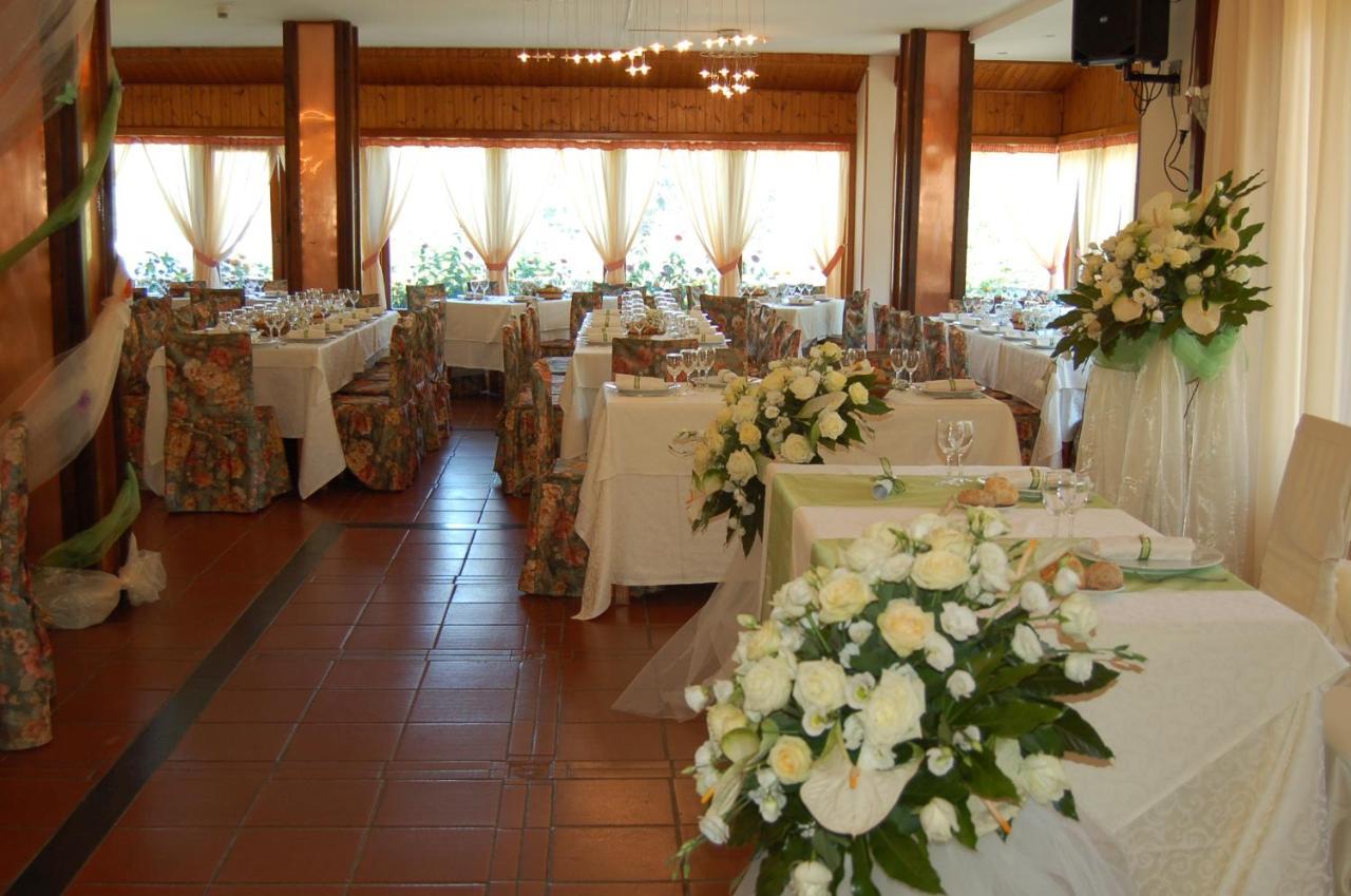 Hotel Lo Sciatore Cotronei Екстер'єр фото