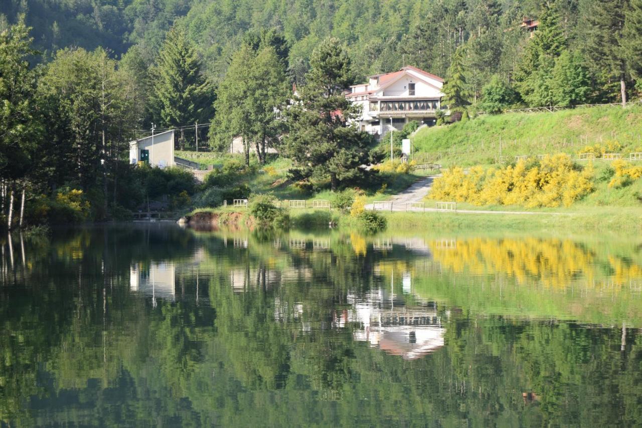 Hotel Lo Sciatore Cotronei Екстер'єр фото