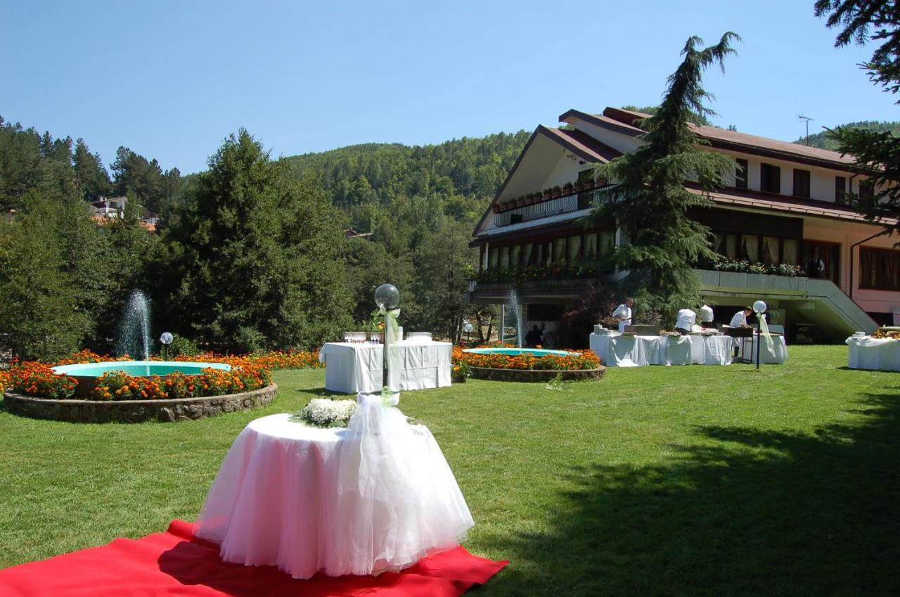 Hotel Lo Sciatore Cotronei Екстер'єр фото