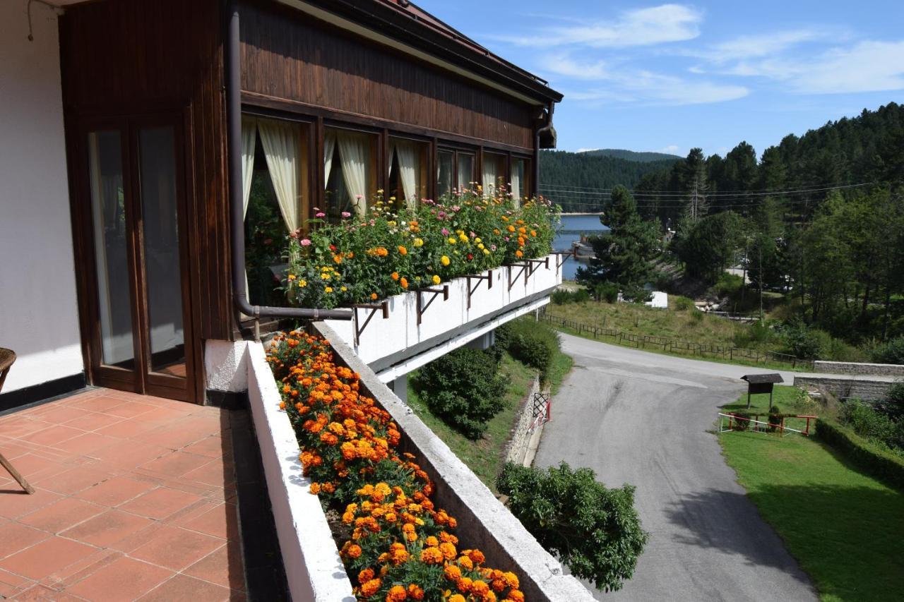 Hotel Lo Sciatore Cotronei Екстер'єр фото