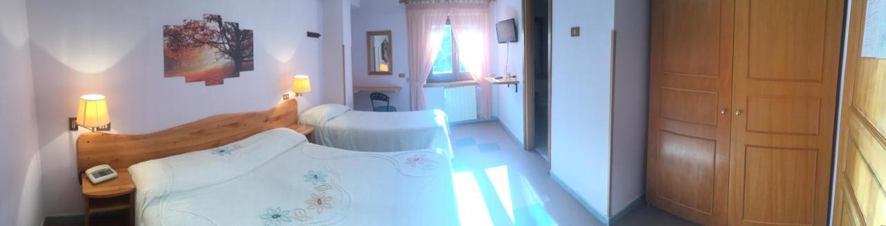 Hotel Lo Sciatore Cotronei Екстер'єр фото